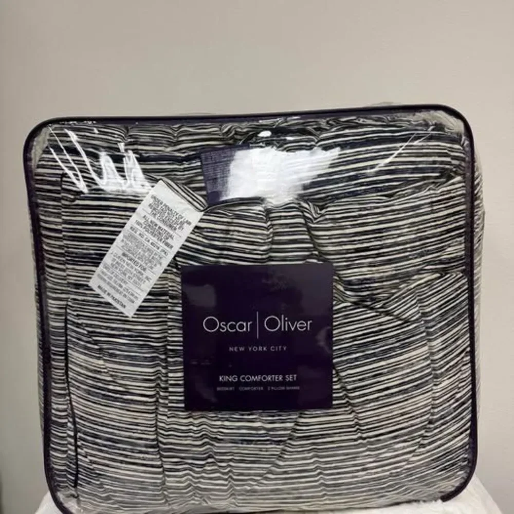 4 Pieces KING Comforter Set Indigo Blue Striped Reversible NEW